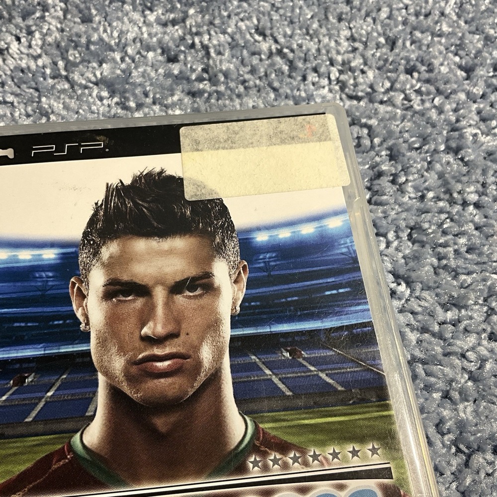PSP GAME Pro Evolution Soccer 2008 PES Sony Playstation Portable. - Picture 3 of 7